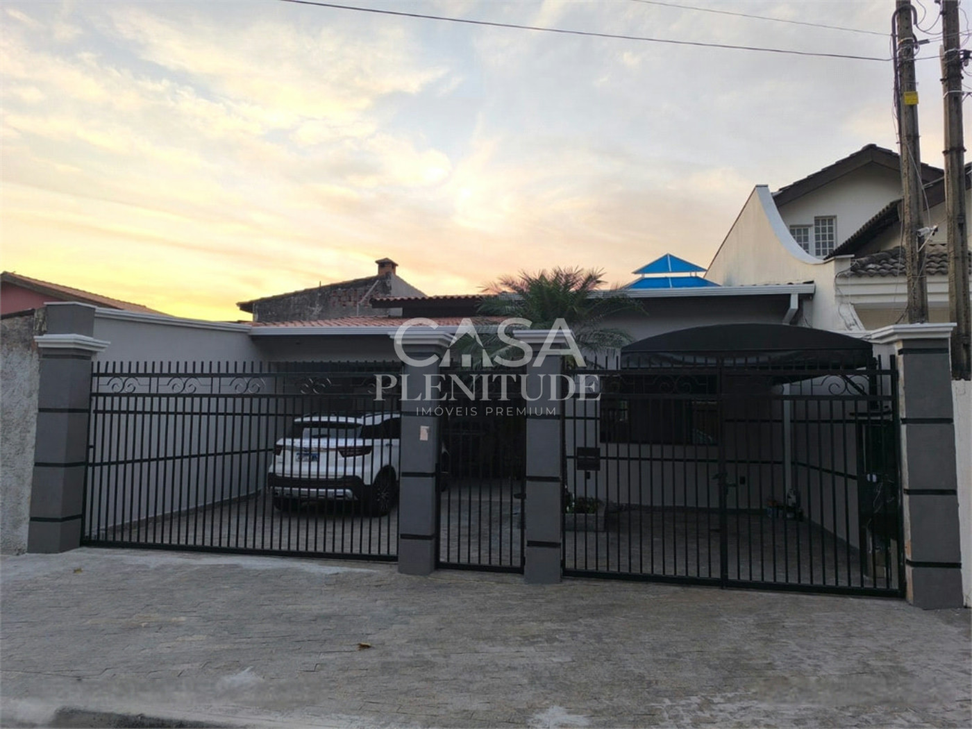 Casa Térrea à venda com 3 quartos, sendo 1 suíte,  em Jardim Rosália Alcolea, Sorocaba, SP