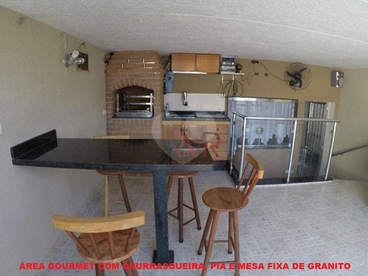 Sobrado à venda com 4 quartos em Artur Alvim, São Paulo, SP