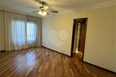 Cobertura à venda ou para alugar com 5 quartos, sendo 4 suítes, em Santo Amaro, São Paulo, SP