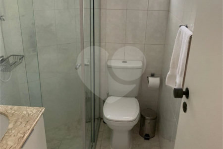 Apartamento à venda com 2 quartos, sendo 1 suíte,  em Vila Olímpia, São Paulo, SP