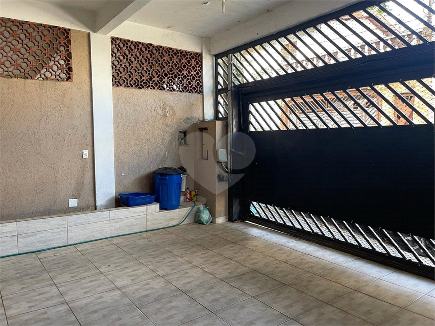 Sobrado à venda com 4 quartos, sendo 2 suítes, em Jardim Marajoara, São Paulo, SP