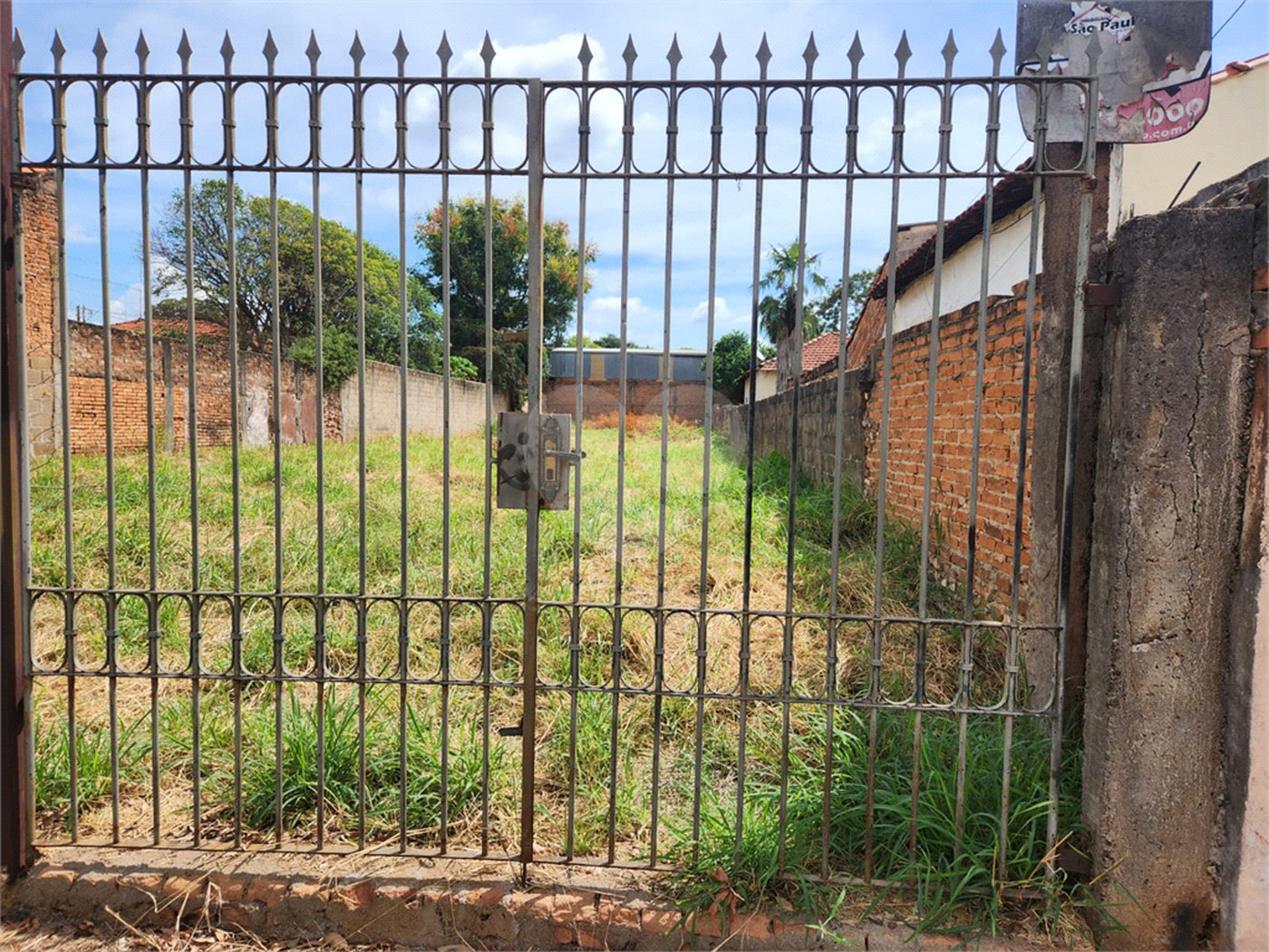 Terreno à venda em Jardim Quitandinha, Araraquara, SP