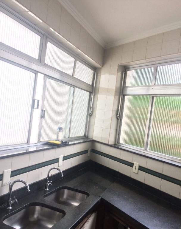 Sobrado à venda com 4 quartos em Santana, São Paulo, SP