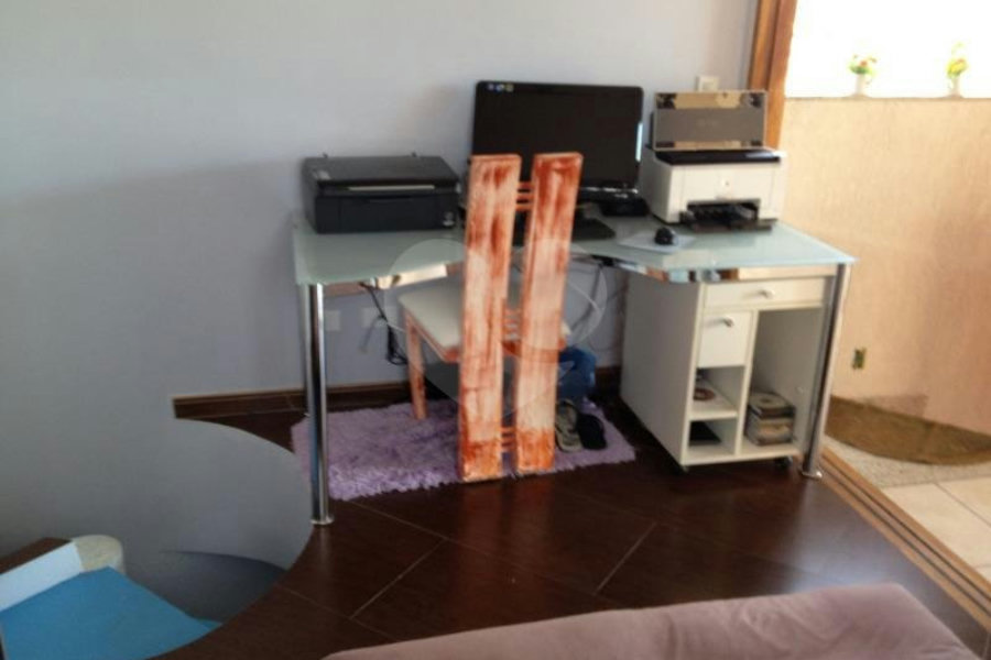 Sobrado à venda com 3 quartos, sendo 1 suíte, em Vila Nova Cachoeirinha, São Paulo, SP