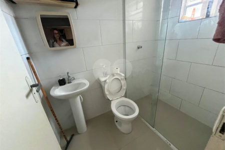 Sobrado à venda com 3 quartos, sendo 2 suítes, em Jardim São Pedro, Mogi das Cruzes, SP