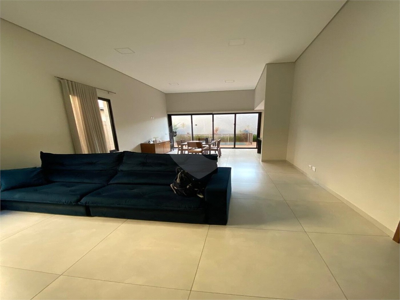 Casa à venda com 3 suítes no condomínio Quinta dos Ventos, Ribeirão Preto - SP