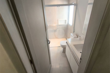 Sobrado à venda com 5 quartos, sendo 1 suíte, em Jardim Trussardi, São Paulo, SP