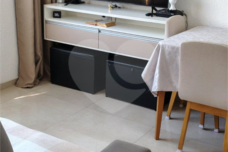 Apartamento à venda com 2 quartos em Parque Santa Rosa, Suzano, SP