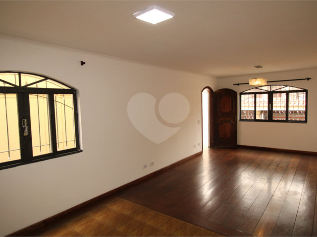 Sobrado à venda com 3 quartos, sendo 1 suíte,  em Vila Nova Mazzei, São Paulo, SP