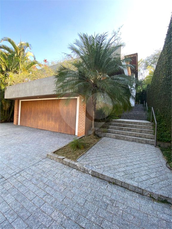 Casa à venda com 3 suítes em Fazenda Morumbi, São Paulo, SP