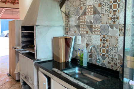 Casa à venda com 2 quartos, sendo 1 suíte, em Vila Progresso, Salto, SP