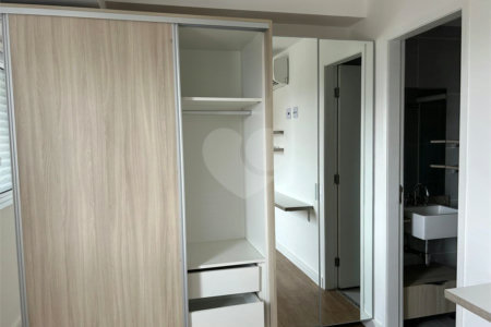 Apartamento à venda com 2 suítes em Cerqueira César, São Paulo, SP