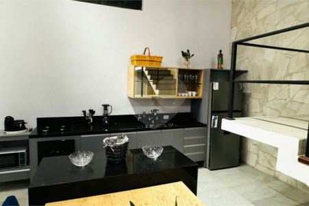 Casa à venda com 4 suítes no condomínio Portal Ouro Verde, Atibaia - SP