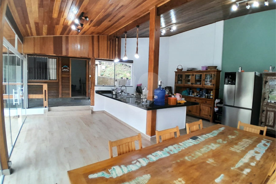 Casa à venda com 3 quartos no condomínio Sausalito, Mairiporã - SP