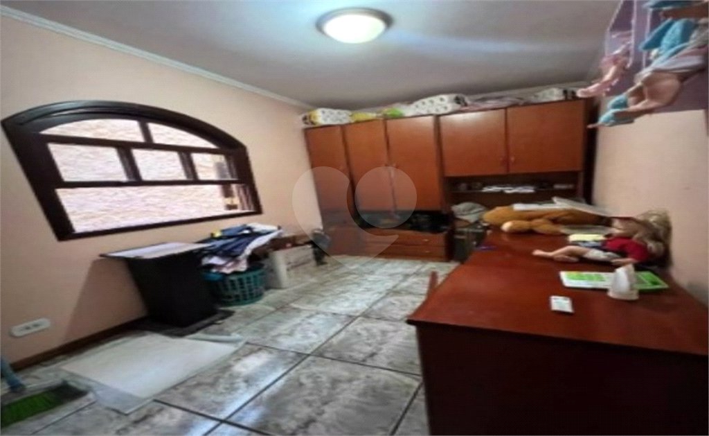 Sobrado à venda com 3 quartos, sendo 1 suíte, em Tremembé, São Paulo, SP