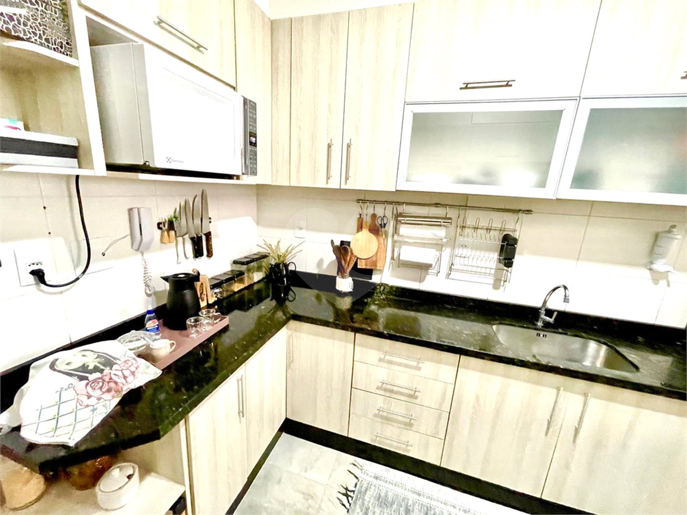 Apartamento à venda com 2 quartos, sendo 1 suíte, em Vila Barão, Sorocaba, SP
