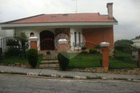 Sobrado à venda com 3 quartos, sendo 1 suíte, em Jardim Franca, São Paulo, SP