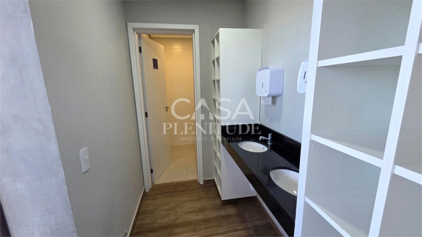 Duplex à venda ou para alugar com 4 quartos, sendo 5 suítes, em Parque Campolim, Sorocaba, SP