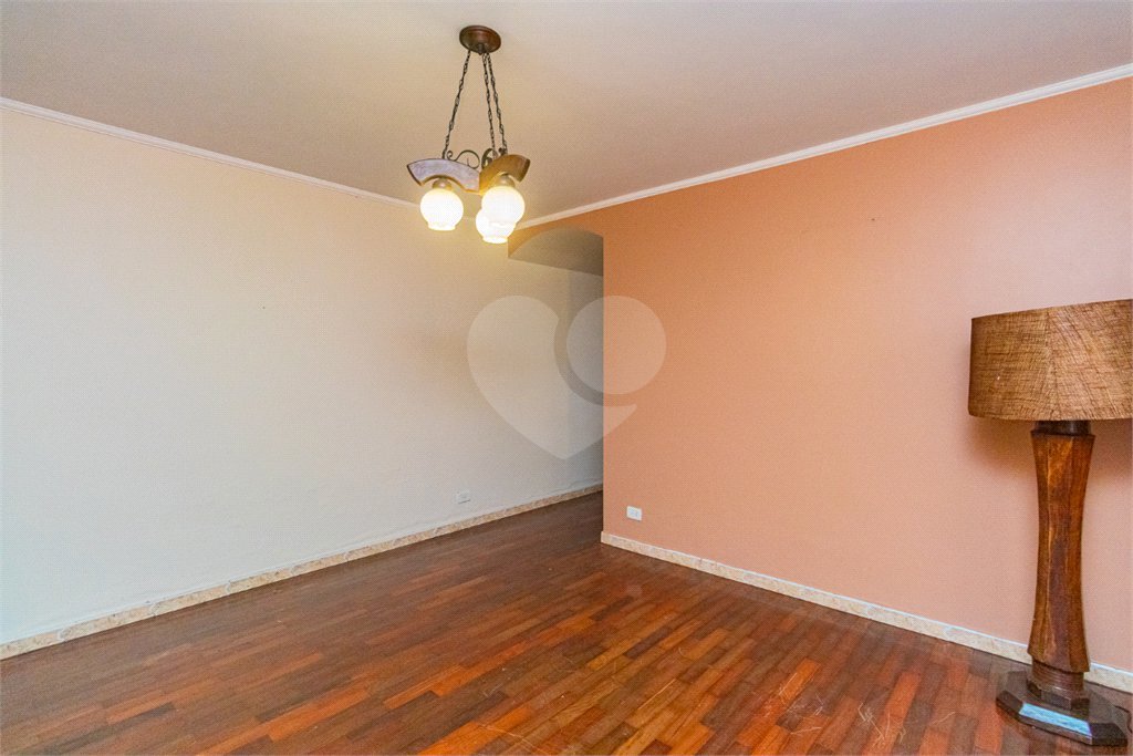Sobrado à venda com 3 quartos, sendo 1 suíte, em Jardim Prudência, São Paulo, SP