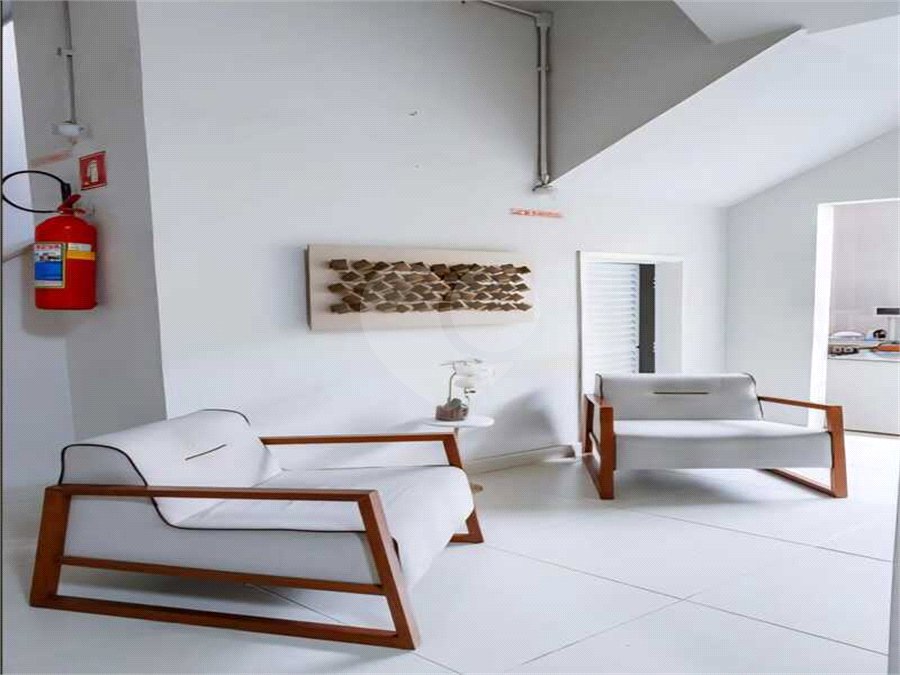Apartamento à venda com 4 quartos, sendo 1 suíte, em Pinheiros, São Paulo, SP