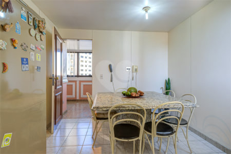 Apartamento à venda com 4 suítes em Moema, São Paulo, SP