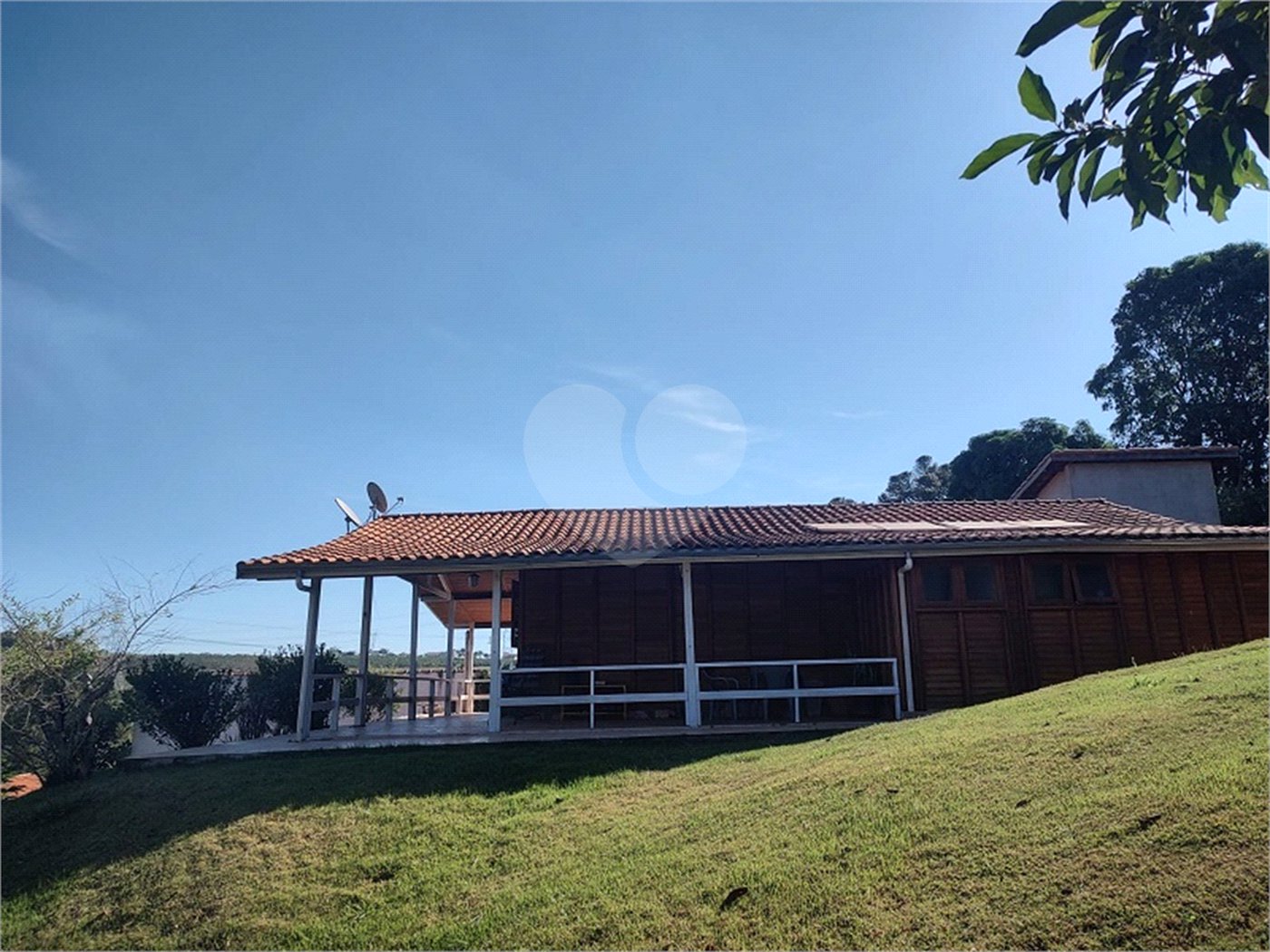 Chácara à venda com 4 quartos, sendo 1 suíte, em Chácaras Fernão Dias, Atibaia, SP