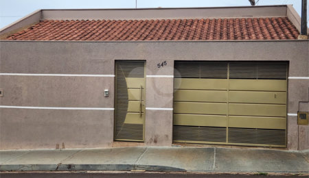 Casa à venda com 5 quartos, sendo 4 suítes,  em Jardim do Carmo, Araraquara, SP