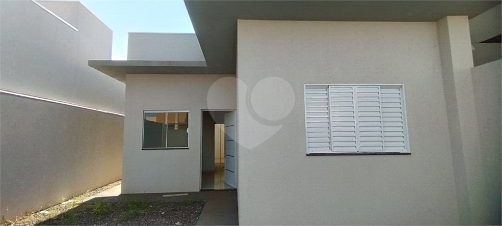 Casa à venda ou para alugar com 2 quartos, sendo 1 suíte, em Ipê, Três Lagoas, MS