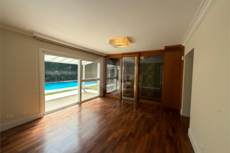 Casa à venda ou para alugar com 4 quartos, sendo 3 suítes, em Alto da Boa Vista, São Paulo, SP