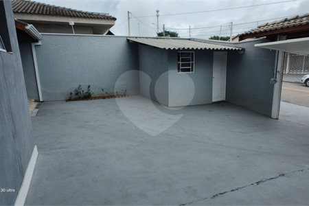Sobrado à venda com 3 suítes em Jardim das Palmeiras, Atibaia, SP
