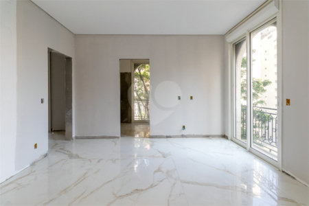 Apartamento à venda com 7 suítes em Santa Cecília, São Paulo, SP