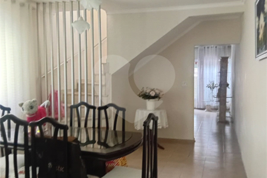 Sobrado à venda com 3 quartos, sendo 1 suíte, em Tremembé, São Paulo, SP