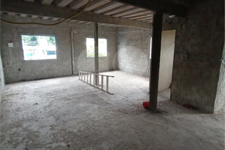 Casa à venda com 2 quartos em Campo Grande, Rio de Janeiro, RJ