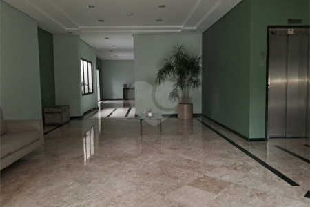 Apartamento à venda com 3 suítes em Vila Romana, São Paulo, SP