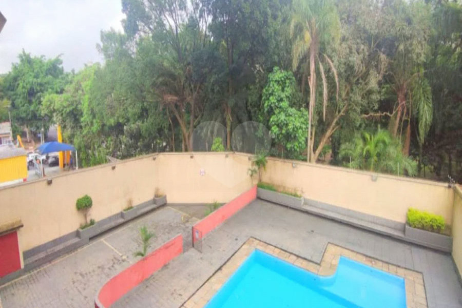 Apartamento à venda com 2 quartos, sendo 1 suíte,  em Jardim Itacolomi, São Paulo, SP