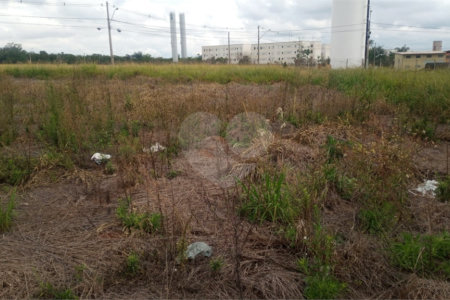 Lote no Jardim do Bosque, aceita financiamento ou aquisição de terreno e construção