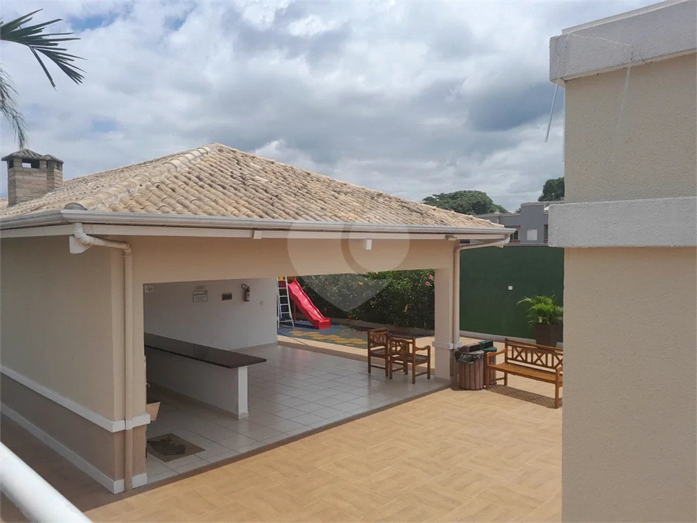 Apartamento à venda com 3 quartos, sendo 1 suíte,  em Jardim Bandeirantes, Louveira, SP