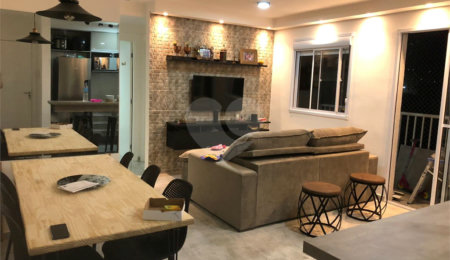 Apartamento à venda com 2 quartos, sendo 1 suíte,  em Brás, São Paulo, SP