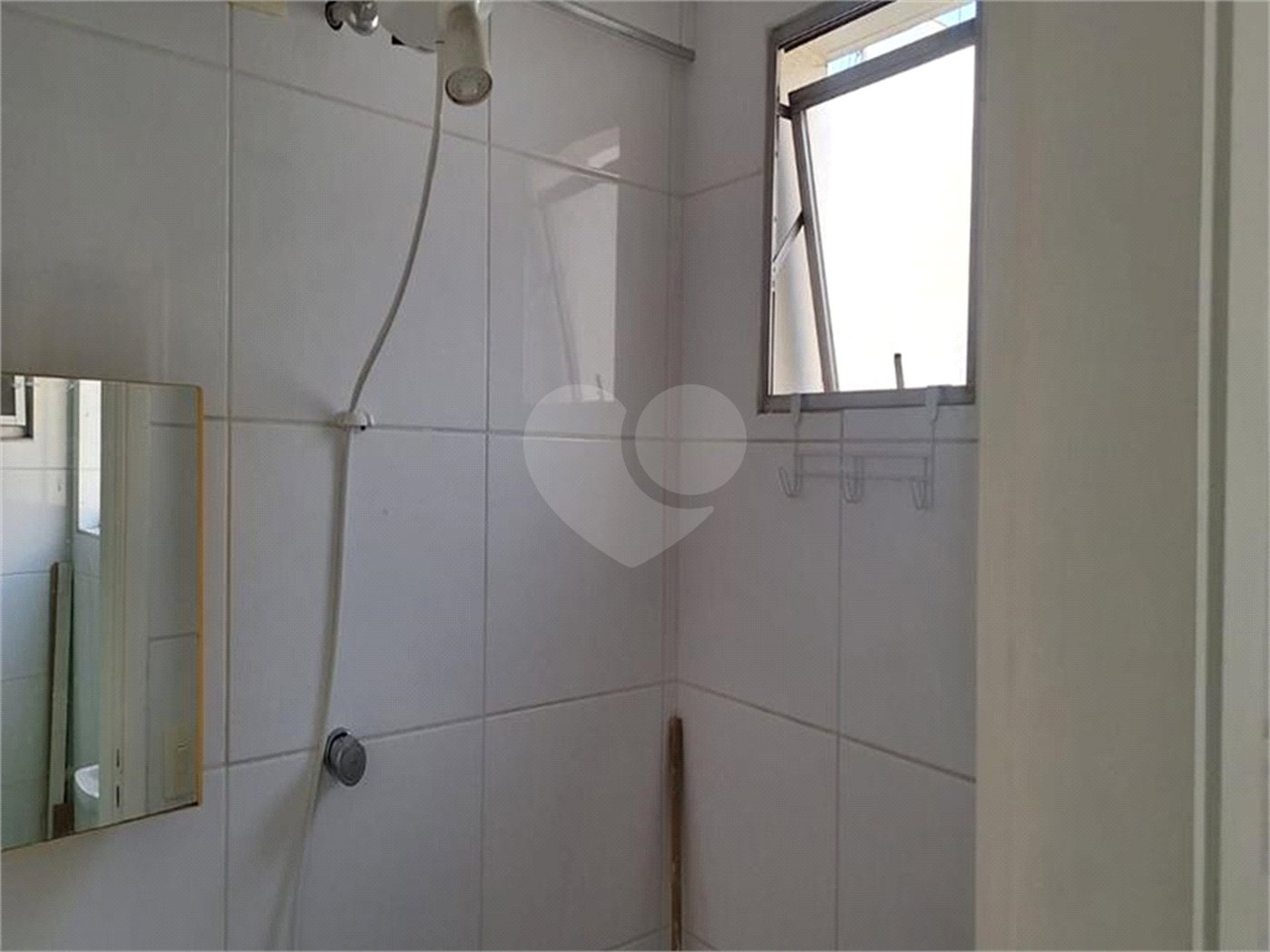Apartamento à venda com 3 quartos, sendo 1 suíte, em Indianópolis, São Paulo, SP
