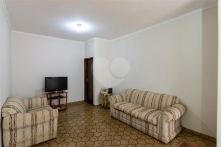 Casa à venda com 3 quartos, sendo 1 suíte, em Jardim São Luiz, Ribeirão Preto, SP