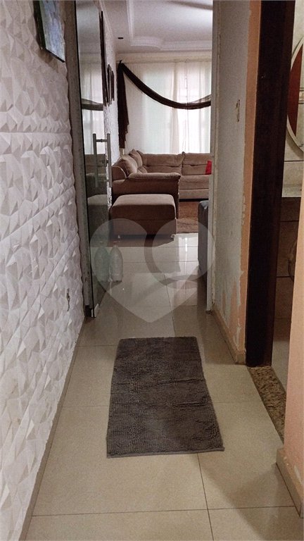 Sobrado à venda com 3 quartos, sendo 1 suíte,  em Vila Nova Cintra, Mogi das Cruzes, SP