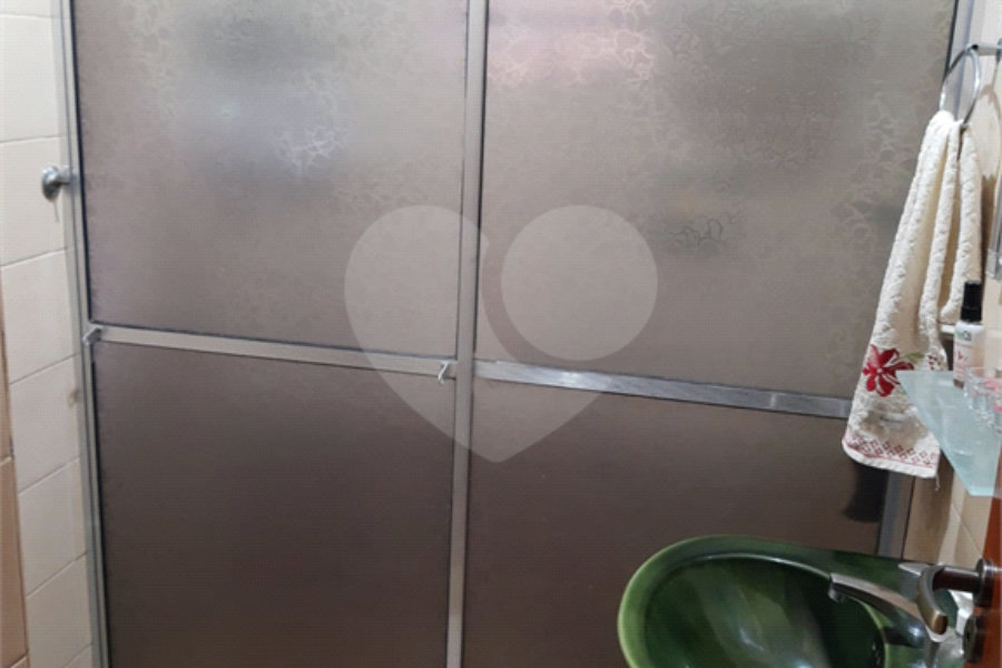 Sobrado à venda com 3 quartos, sendo 1 suíte, em Tremembé, São Paulo, SP