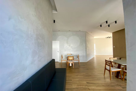 Apartamento à venda com 2 quartos, sendo 1 suíte, em Vila Rosália, Guarulhos, SP