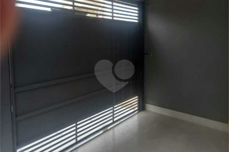 Casa Térrea à venda com 3 quartos, sendo 1 suíte, em Jardim Bom Sucesso, Indaiatuba, SP