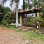 Casa à venda com 4 quartos, sendo 2 suítes,  em Country Residencial Felix, Bom Jesus dos Perdões, SP