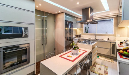 Casa à venda com 3 suítes no condomínio Residencial Paineiras, São Paulo - SP