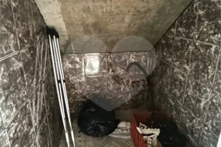 Sobrado à venda com 5 quartos em Pununduva, Cotia, SP