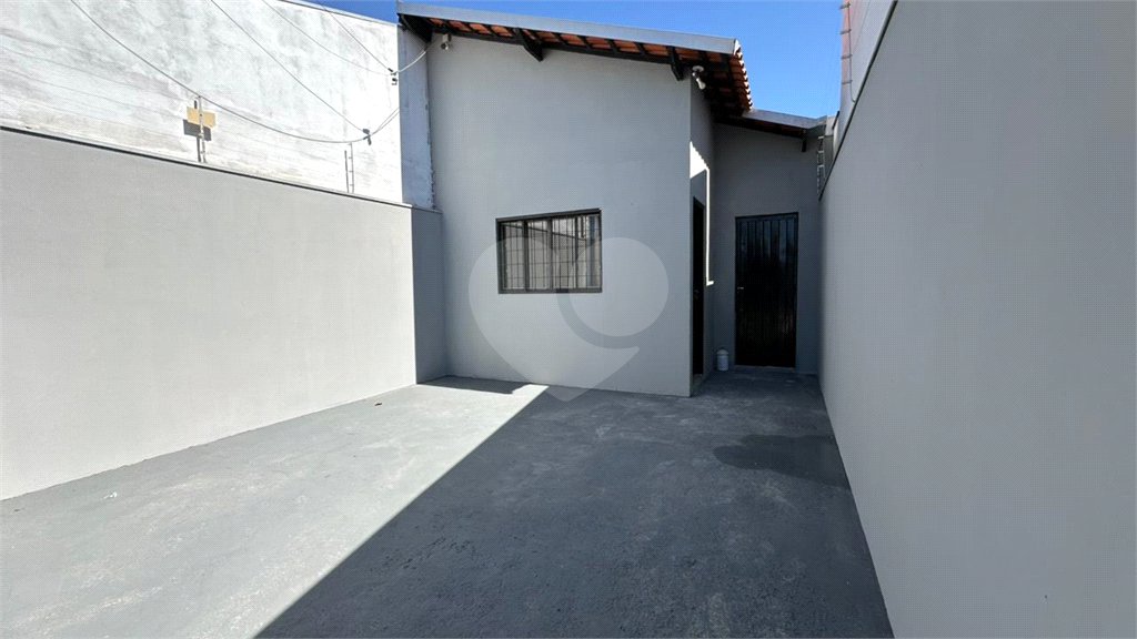 Casa à venda com 2 quartos em Vila Nastri, Itapetininga, SP