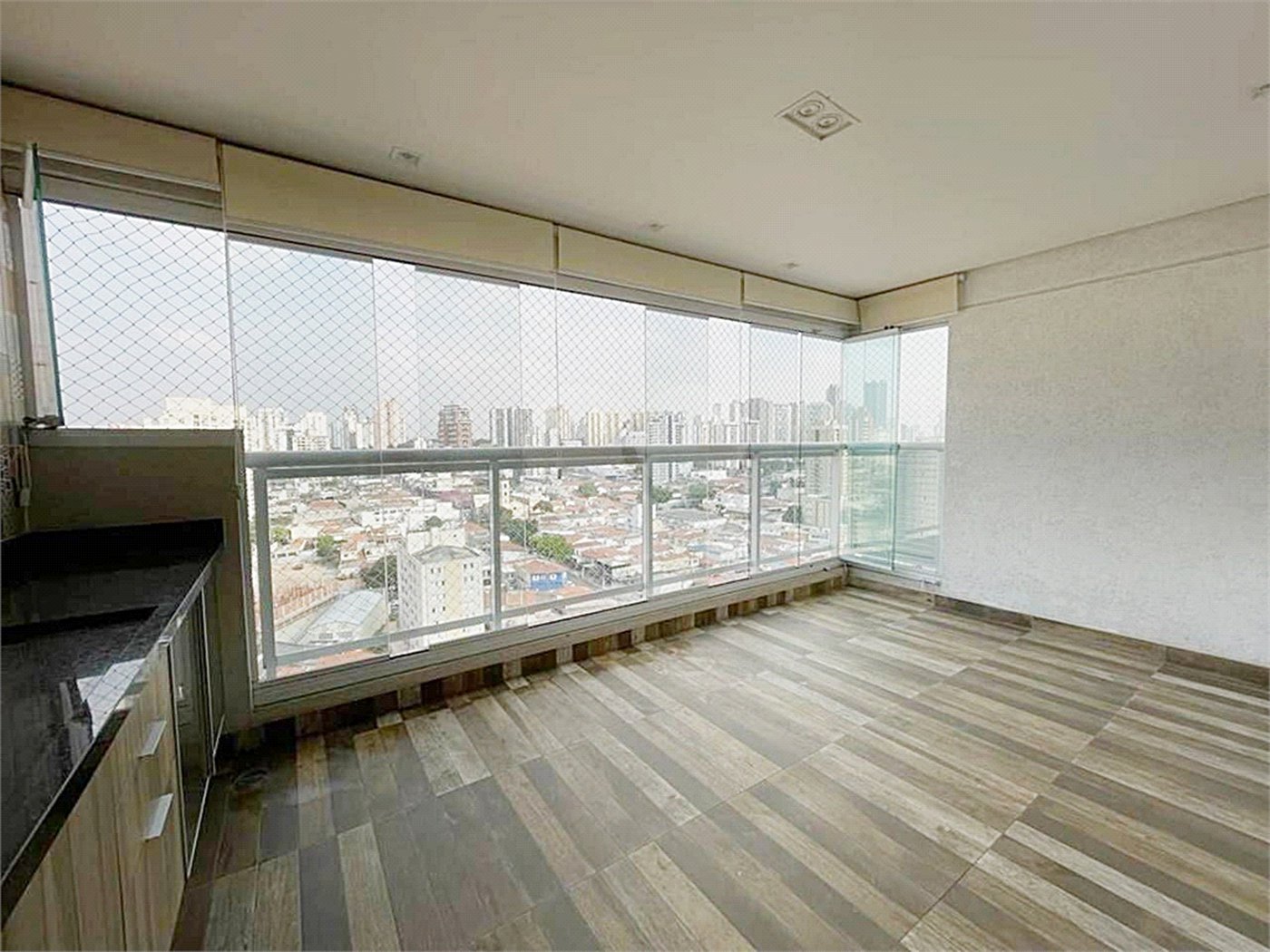 Apartamento à venda com 3 quartos, sendo 1 suíte,  em Vila Gomes Cardim, São Paulo, SP