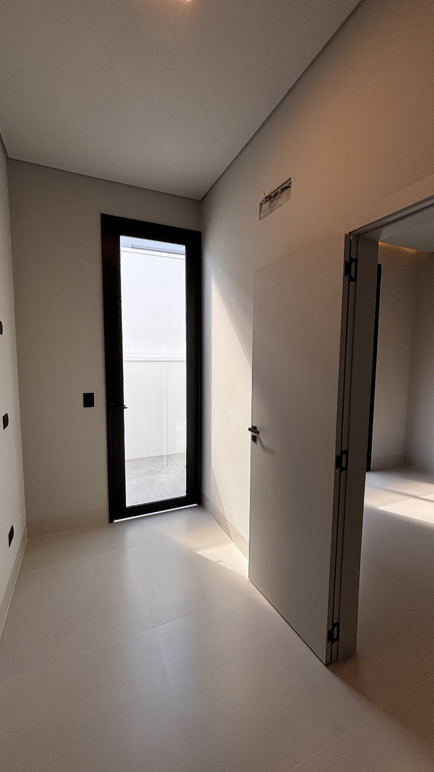 Casa à venda com 4 quartos, sendo 2 suítes, no condomínio Residencial Damha Belvedere, Presidente Prudente - SP